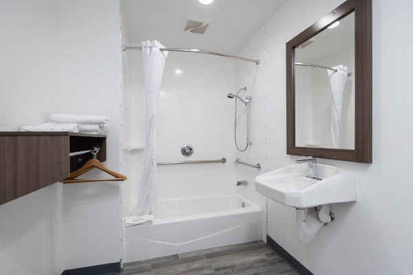 Days Inn oleh Wyndham Arroyo Grande Pismo Beach image 9